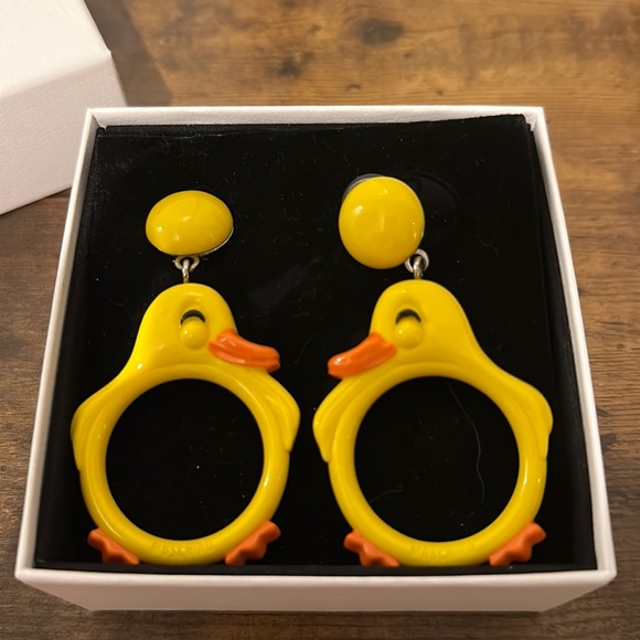 MOSCHINO RUNWAY COUTURE 2022 Duck earrings New in box - Picture 3 of 8